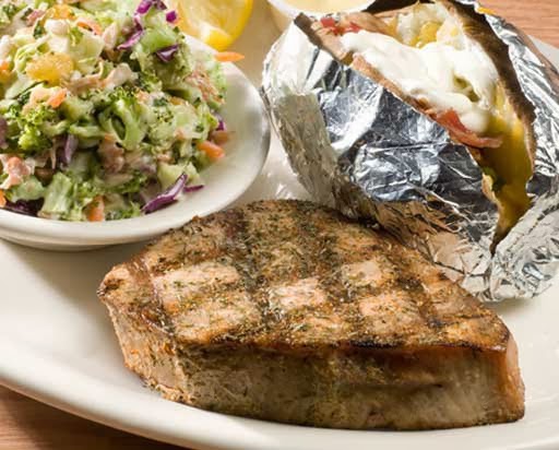 BobbyDs Merchant St BBQ | restaurant | 607 Merchant St, Emporia, KS 66801, USA | 6203421990 OR +1 620-342-1990