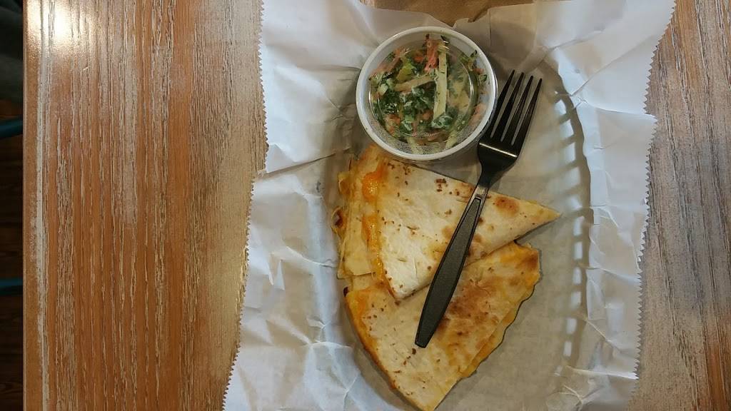 Tropical Smoothie Cafe | restaurant | 14220 Centreville Square Unit B, Centreville, VA 20121, USA | 7038151455 OR +1 703-815-1455