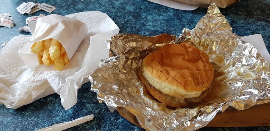 Jack Pirtles Chicken | restaurant | 2520 Mt Moriah Rd, Memphis, TN 38115, USA | 9015650203 OR +1 901-565-0203