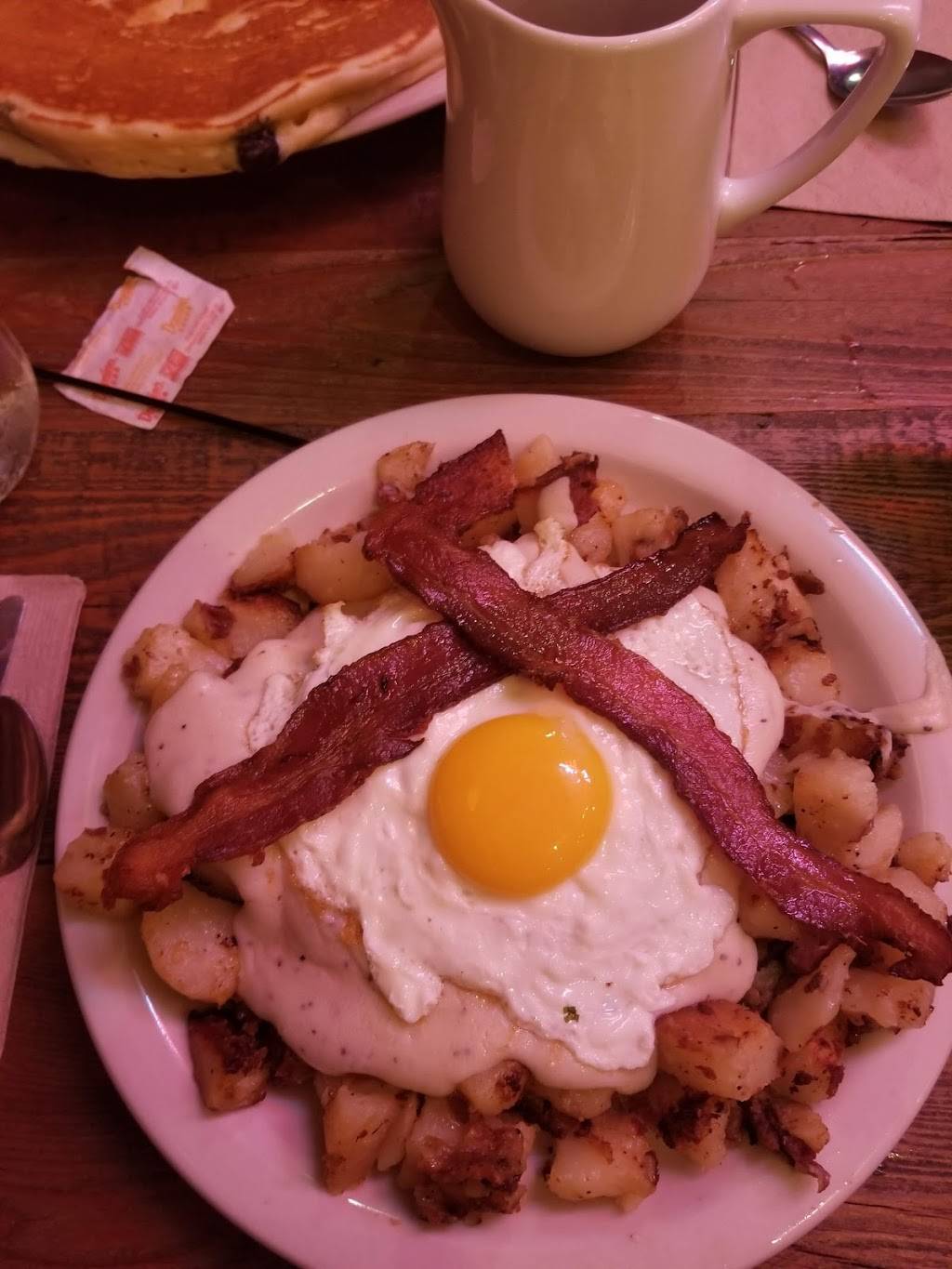 Mud Street Cafe Annex | restaurant | 28 S Main St, Eureka Springs, AR 72632, USA | 4792535399 OR +1 479-253-5399