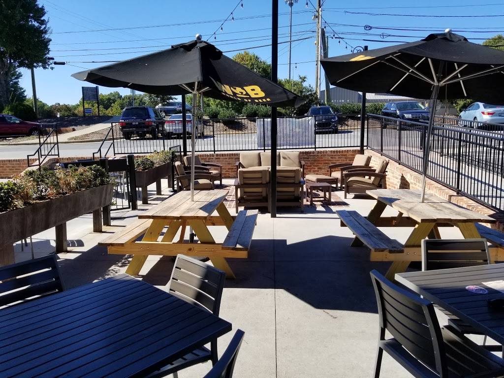 World of Beer | restaurant | 1310 Westover Terrace, Greensboro, NC 27408, USA | 3368970031 OR +1 336-897-0031