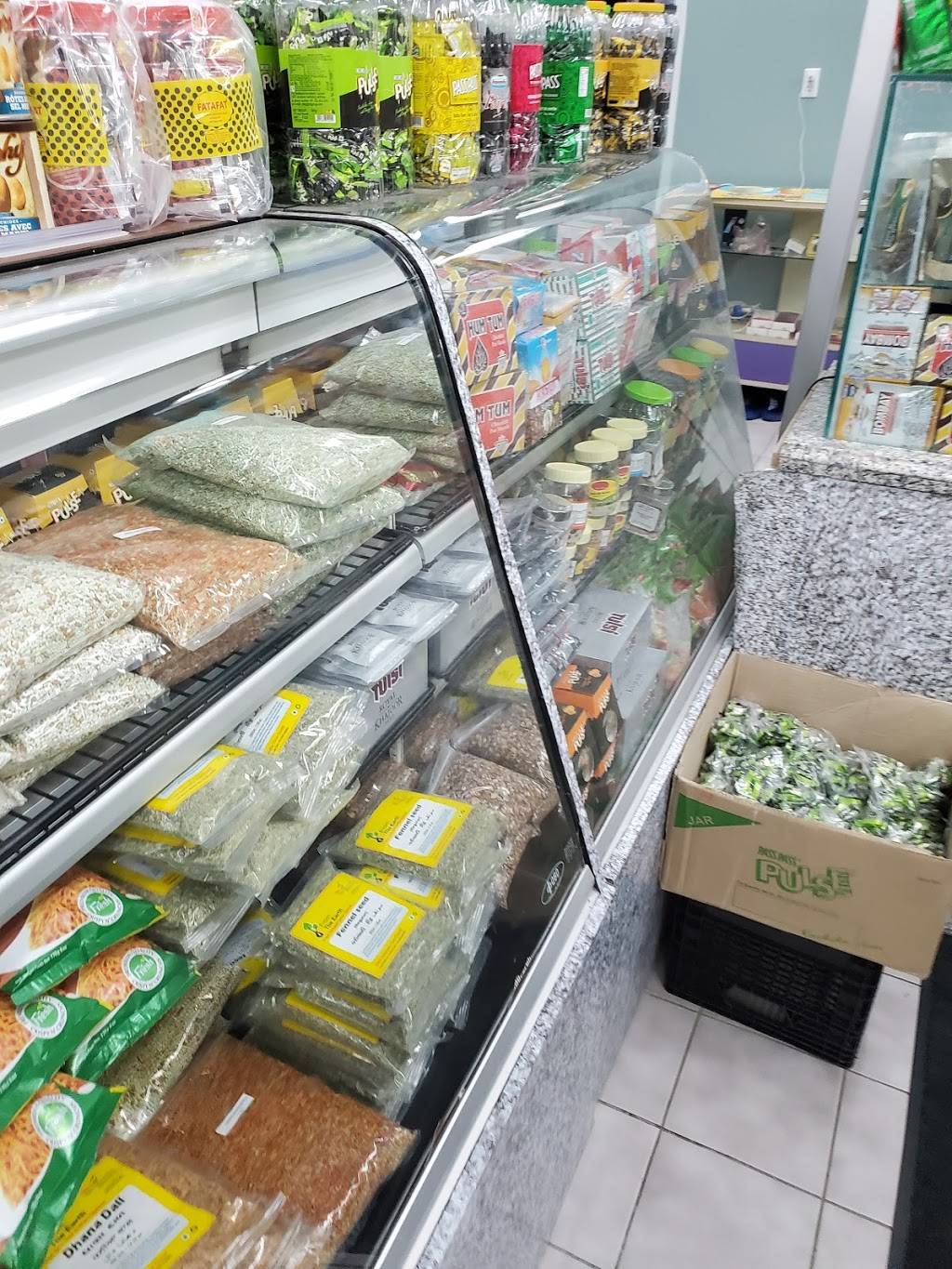 Paan and Faluda House | restaurant | 1 Wexford Rd, Brampton, ON L6Z 2W1, Canada | 9059701100 OR +1 905-970-1100