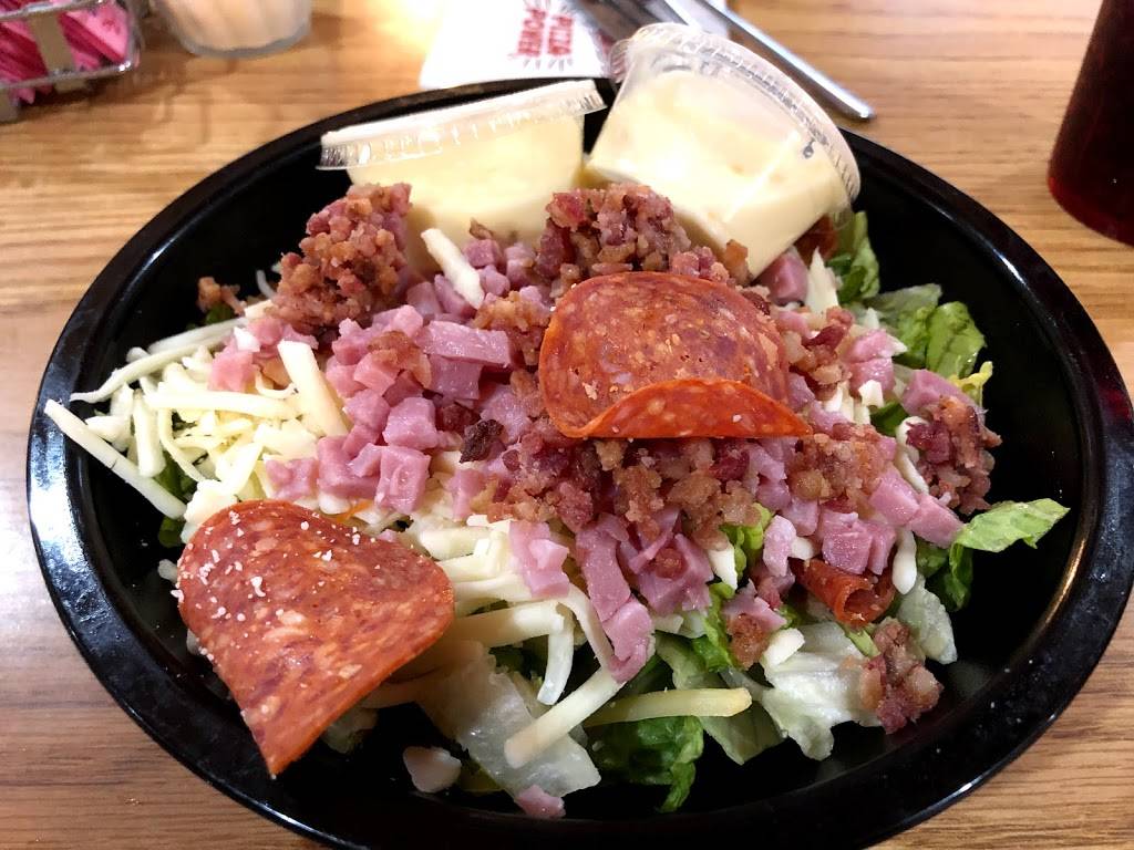 Giovannis Pizza | restaurant | 1703 Argillite Rd, Flatwoods, KY 41139, USA | 6068368151 OR +1 606-836-8151