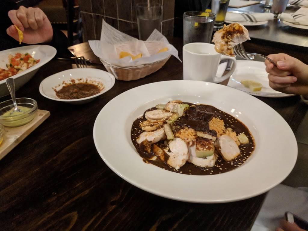 Amuleto Mexican Table | meal takeaway | 484 Moody St, Waltham, MA 02453, USA | 7818931389 OR +1 781-893-1389