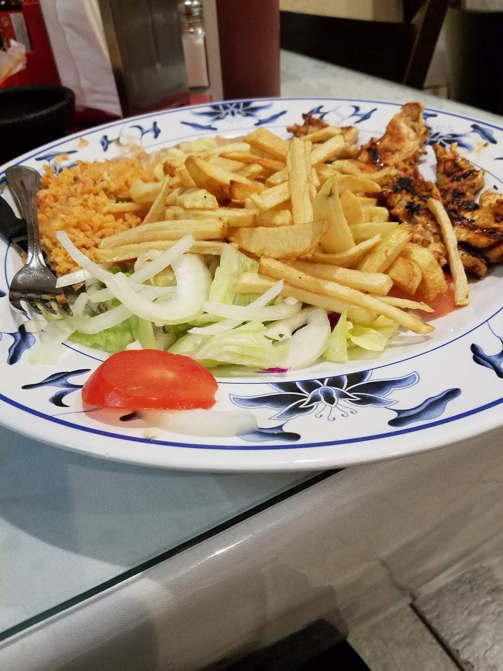 Mariscos El Tata | restaurant | 10555 International Blvd, Oakland, CA 94603, USA | 5105681949 OR +1 510-568-1949