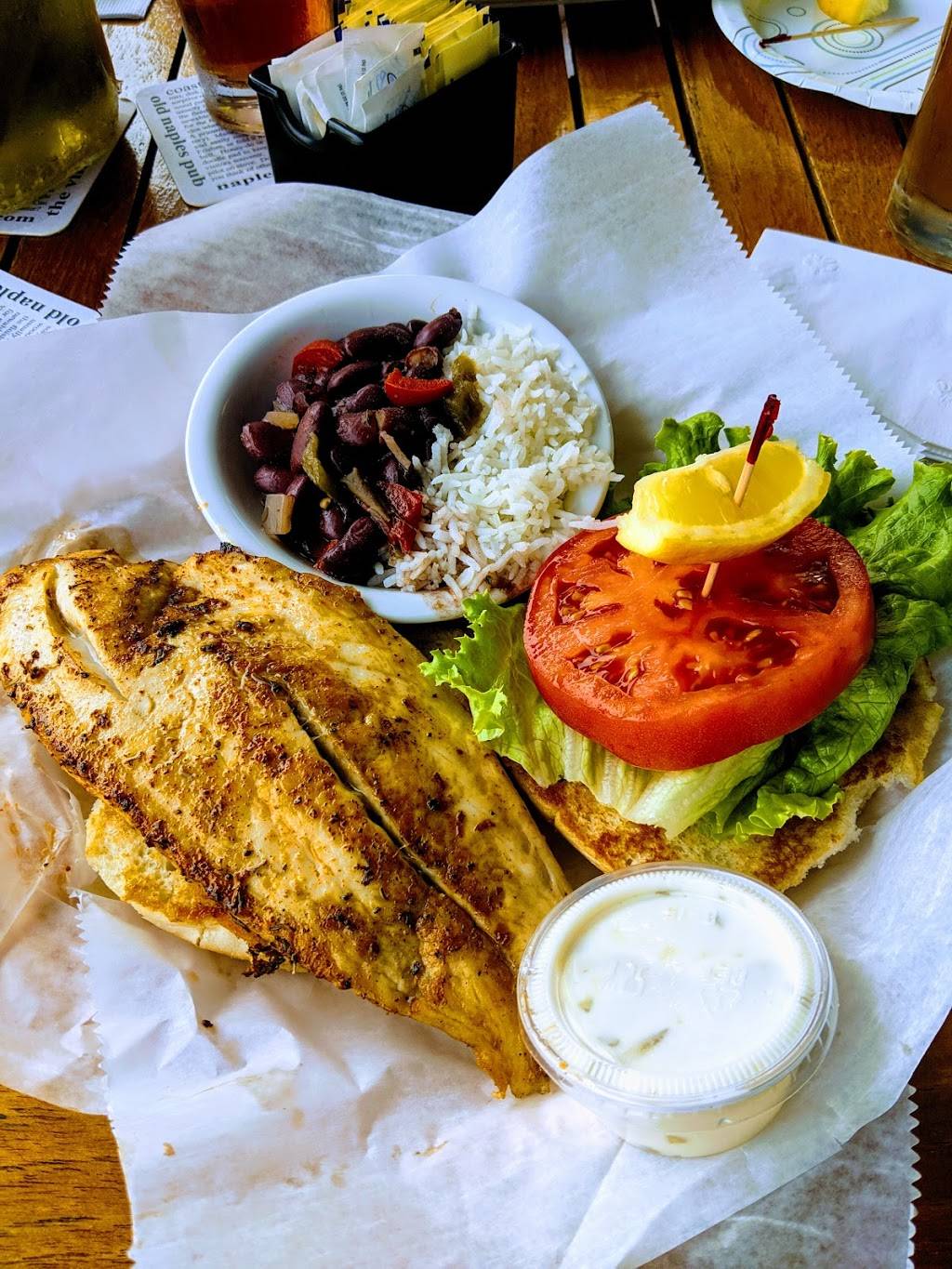 The Village Pub | restaurant | 4360 Gulf Shore Blvd N, Naples, FL 34103, USA | 2392622707 OR +1 239-262-2707