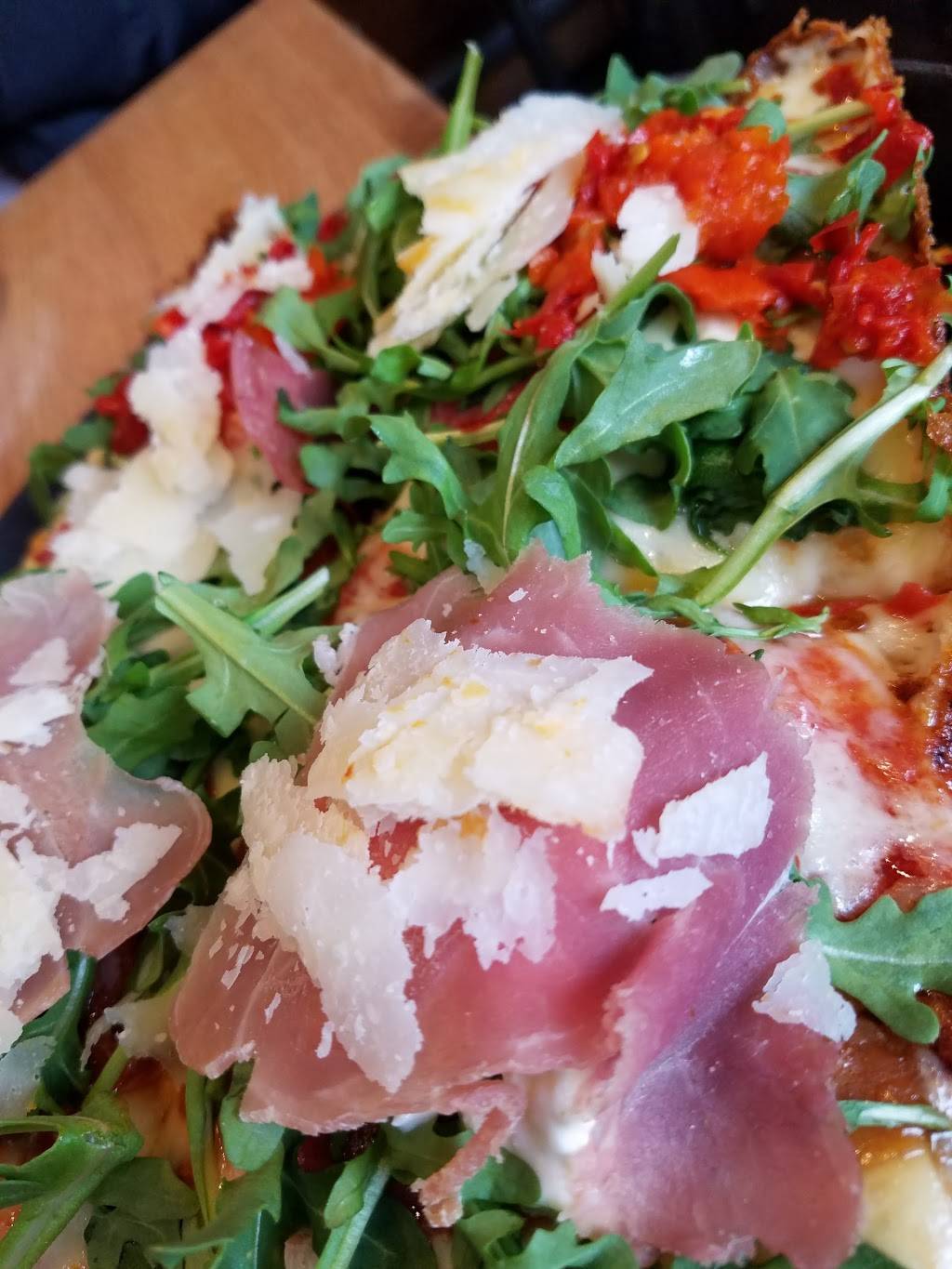 Blue Pan Pizza West Highlands | restaurant | 3930 W 32nd Ave, Denver, CO 80212, USA | 7204567666 OR +1 720-456-7666