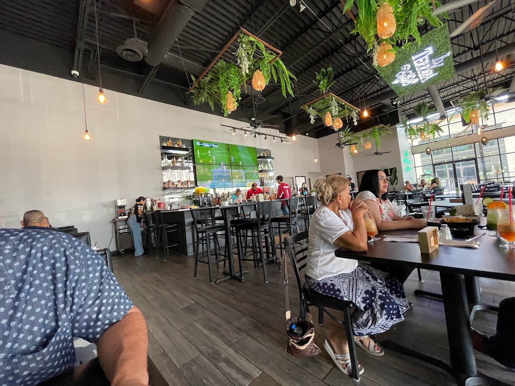 LA Terraza | restaurant | 2601 N Zaragoza Rd, El Paso, TX 79938, USA | 9152571197 OR +1 915-257-1197