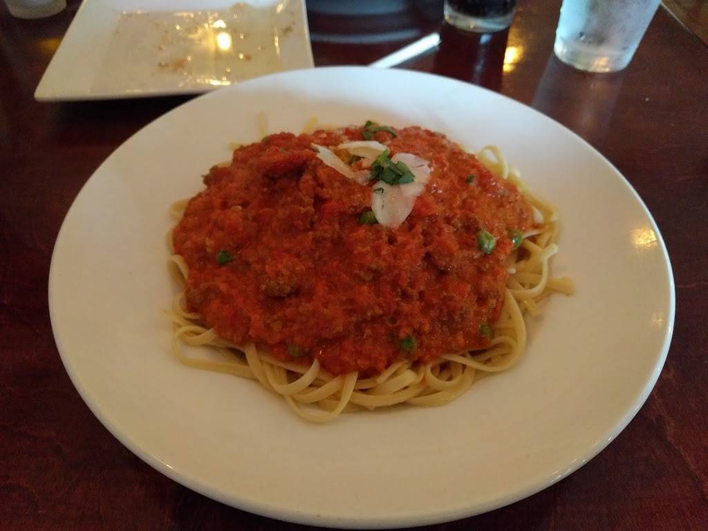 Mama Bellas Pizzeria & Restaurant | restaurant | 1600 NY-112, Medford, NY 11763, USA | 6317588220 OR +1 631-758-8220