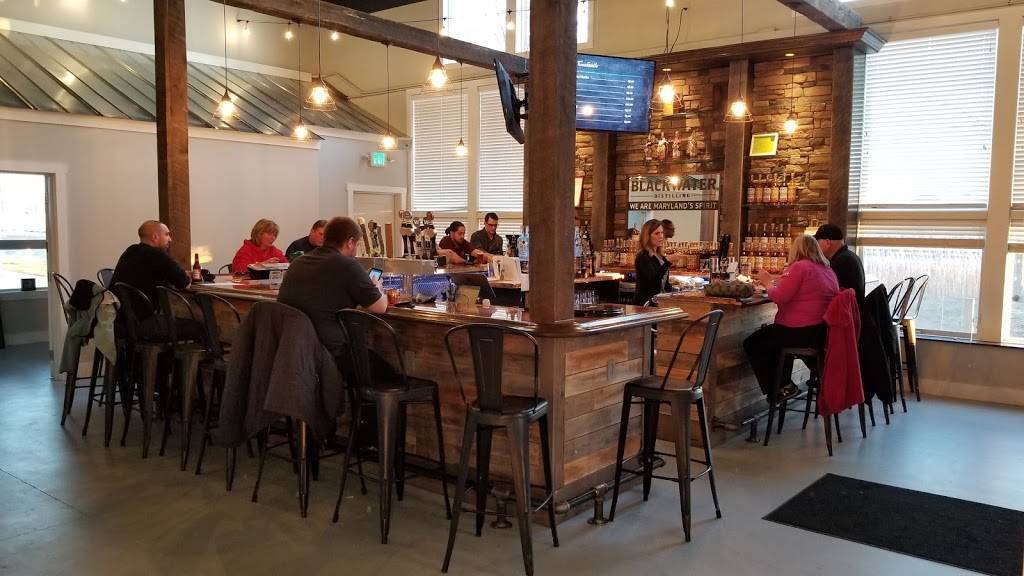 Blackwater Distilling & Tavern | restaurant | 405 Cleat St, Stevensville, MD 21666, USA | 4432493123 OR +1 443-249-3123