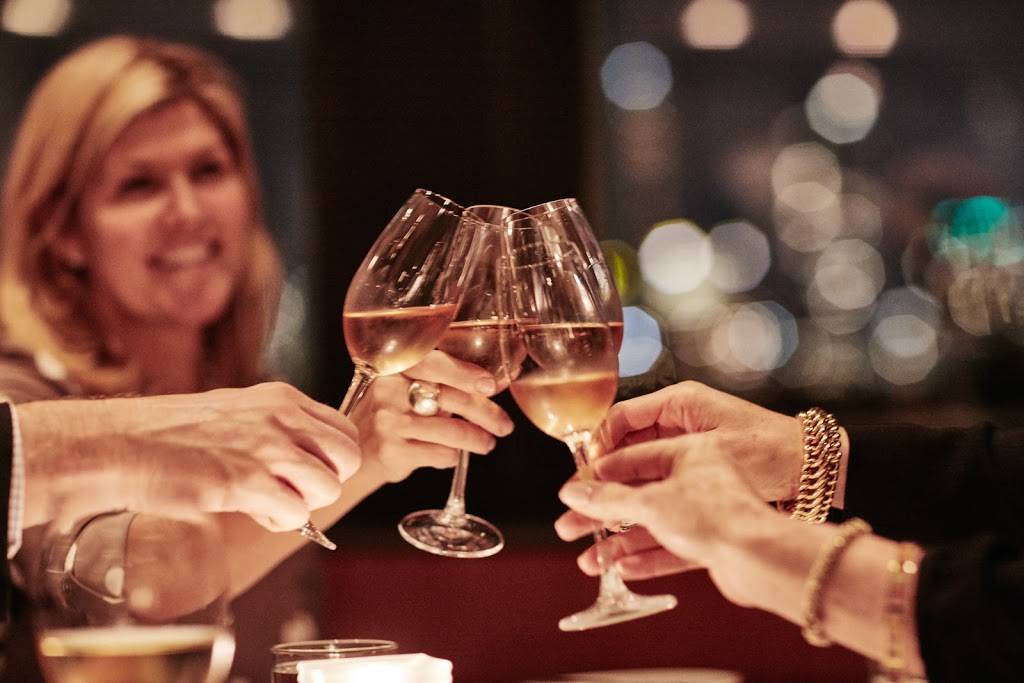 Scaramouche Restaurant & Pasta Bar and Grill | restaurant | 1 Benvenuto Pl, Toronto, ON M4V 2L1, Canada | 4169618011 OR +1 416-961-8011