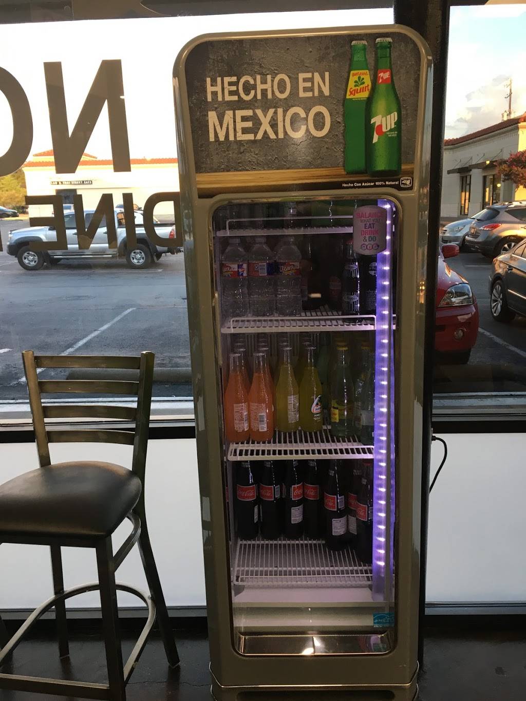 Fish n Tails oyster bar | restaurant | 1152 N Buckner Blvd, Dallas, TX 75218, USA | 4692507296 OR +1 469-250-7296