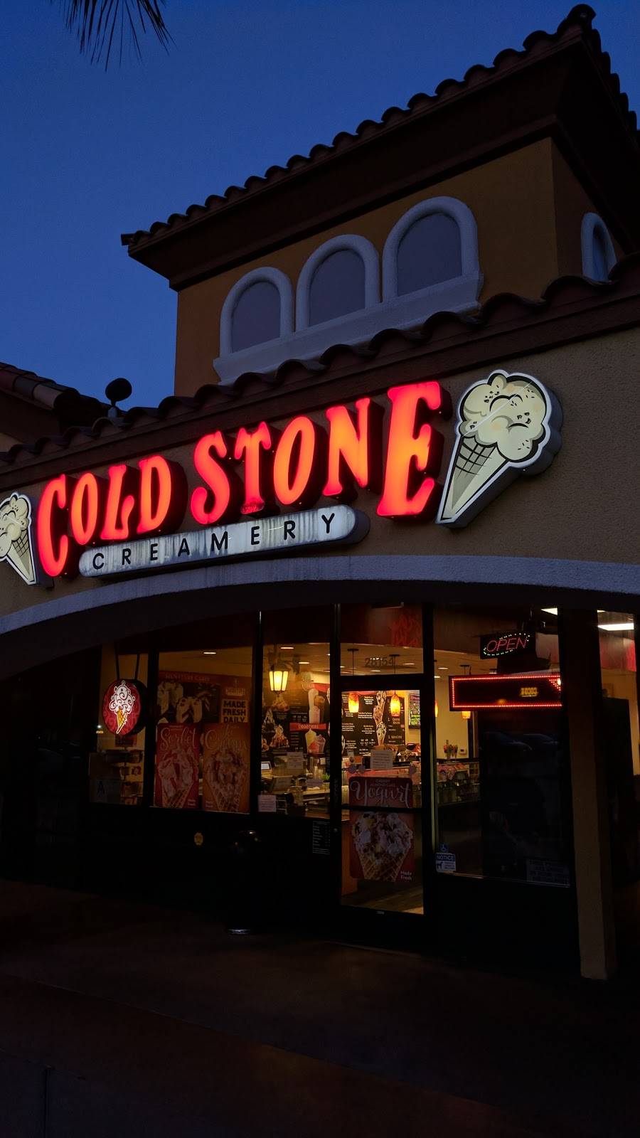 Cold Stone Creamery | bakery | 28154 S Western Ave Ste 13-B, San Pedro, CA 90732, USA | 3105193614 OR +1 310-519-3614