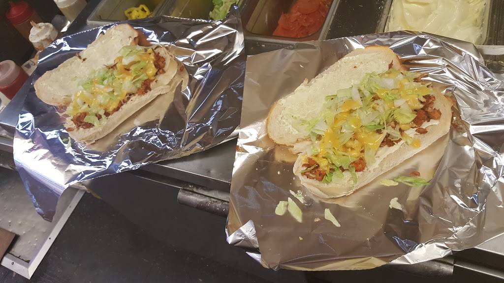 Mojoes Pizza | restaurant | 337 Genesee St, Rochester, NY 14611, USA | 5852353930 OR +1 585-235-3930