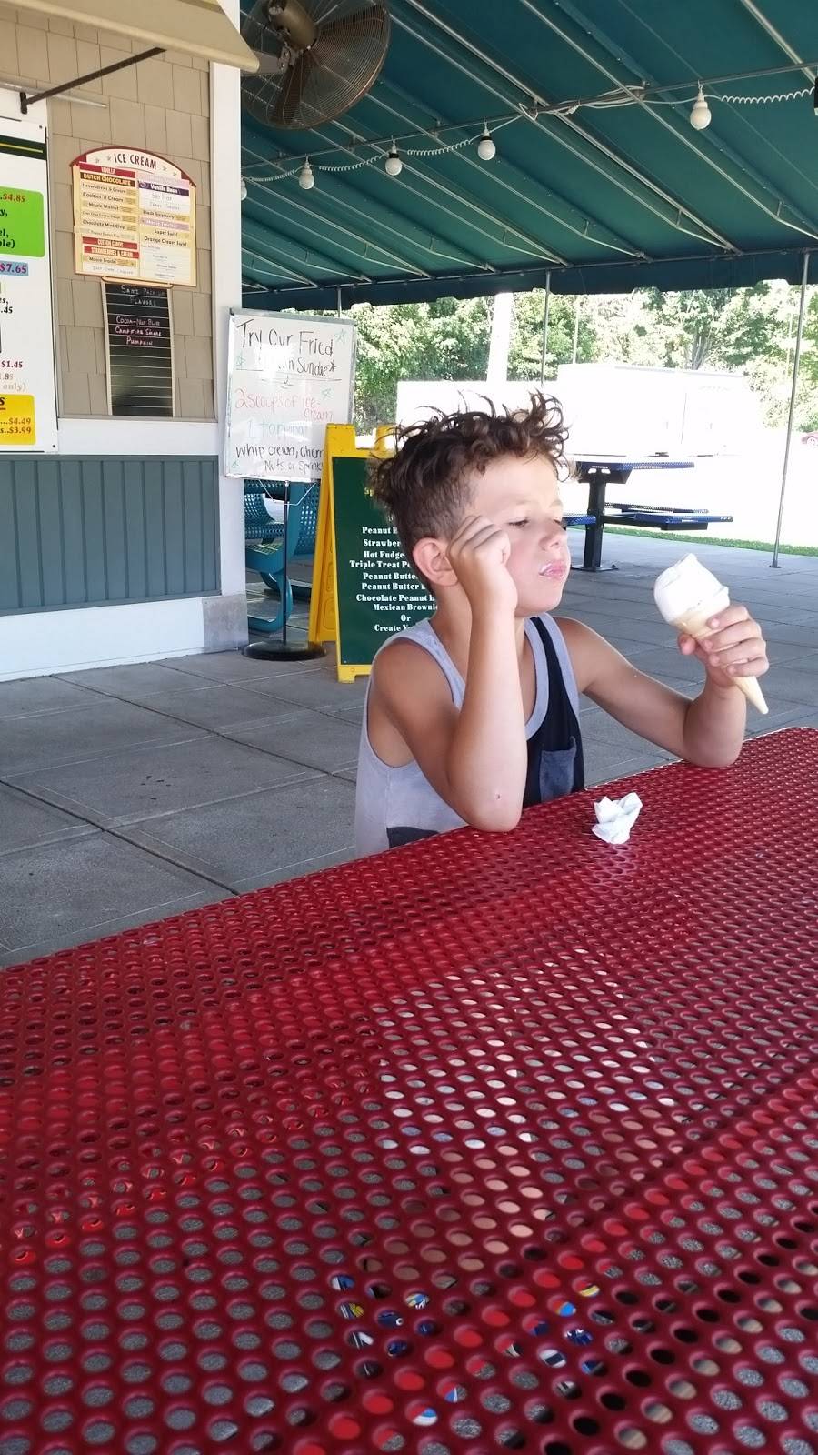 Samz Eats & Sweets | restaurant | 8200 Turin Rd, Rome, NY 13440, USA | 3155335614 OR +1 315-533-5614