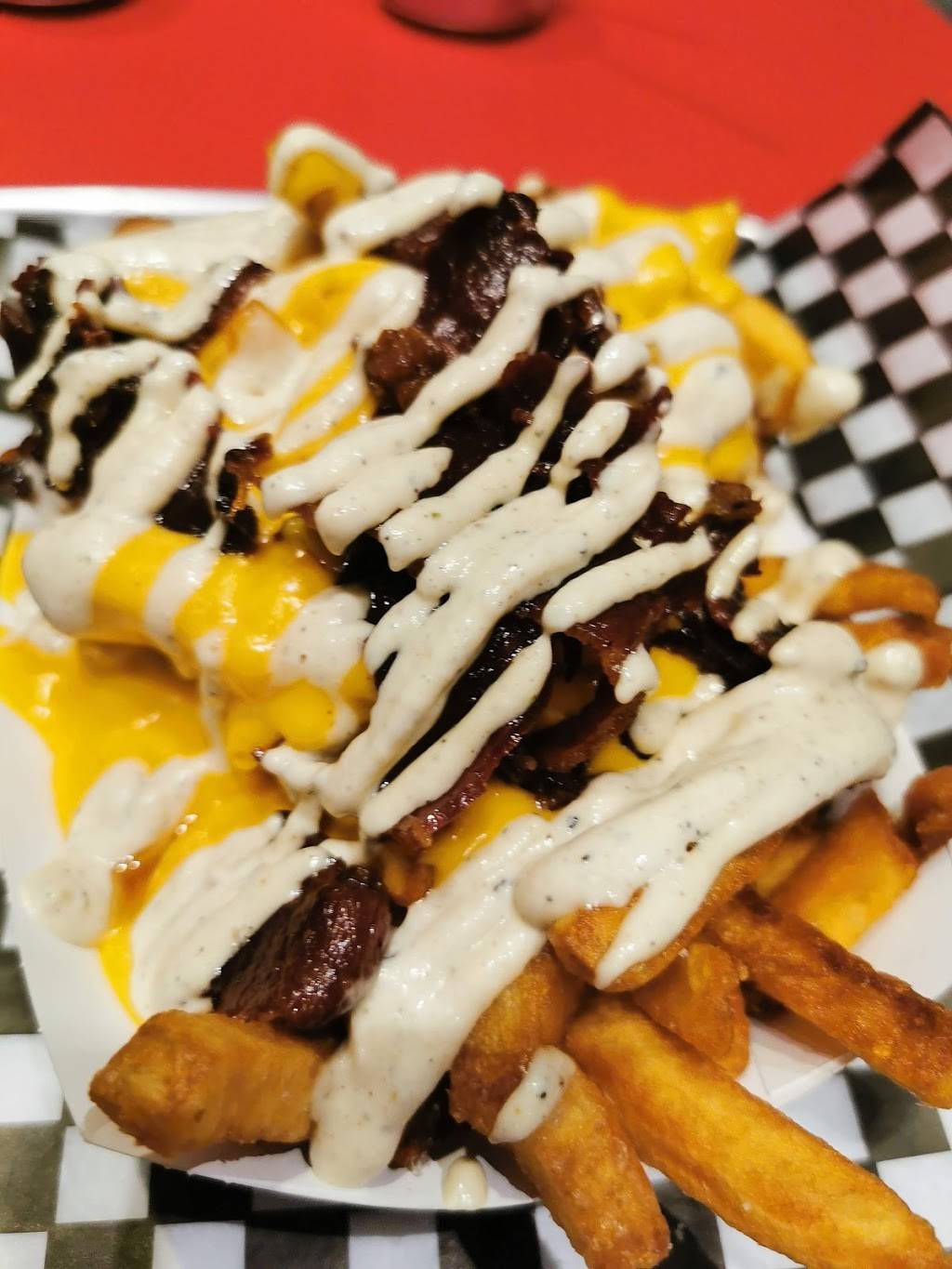 Top Gun Burger | restaurant | 16 Vogell Rd Unit 3, Richmond Hill, ON L4B 3K4, Canada | 9052377777 OR +1 905-237-7777