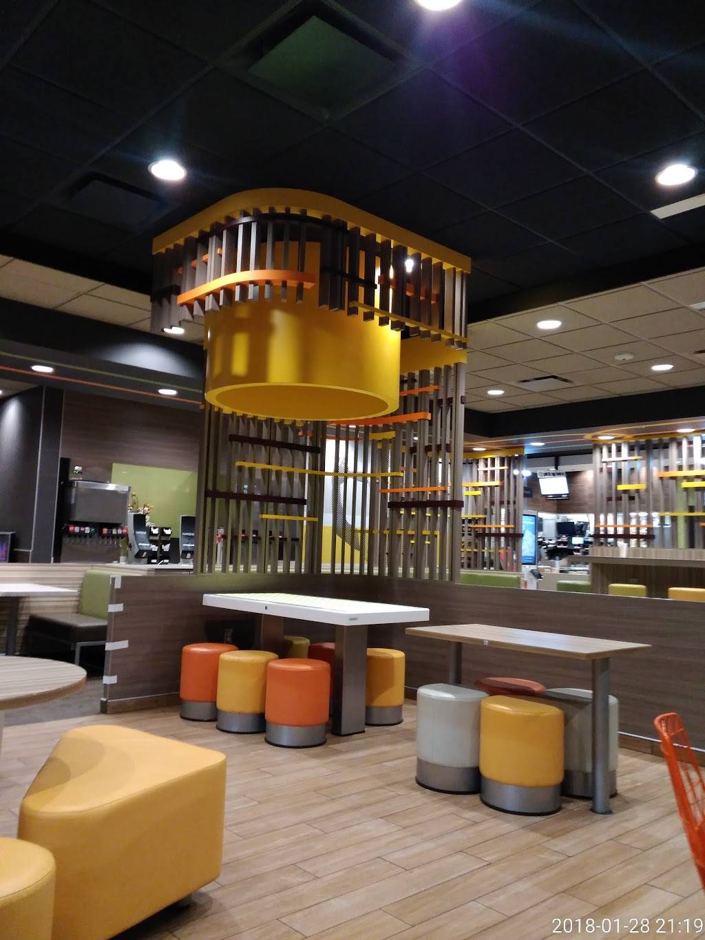 McDonalds | cafe | 600 North Illinois Street, Harrisburg, AR 72432, USA | 8702715041 OR +1 870-271-5041