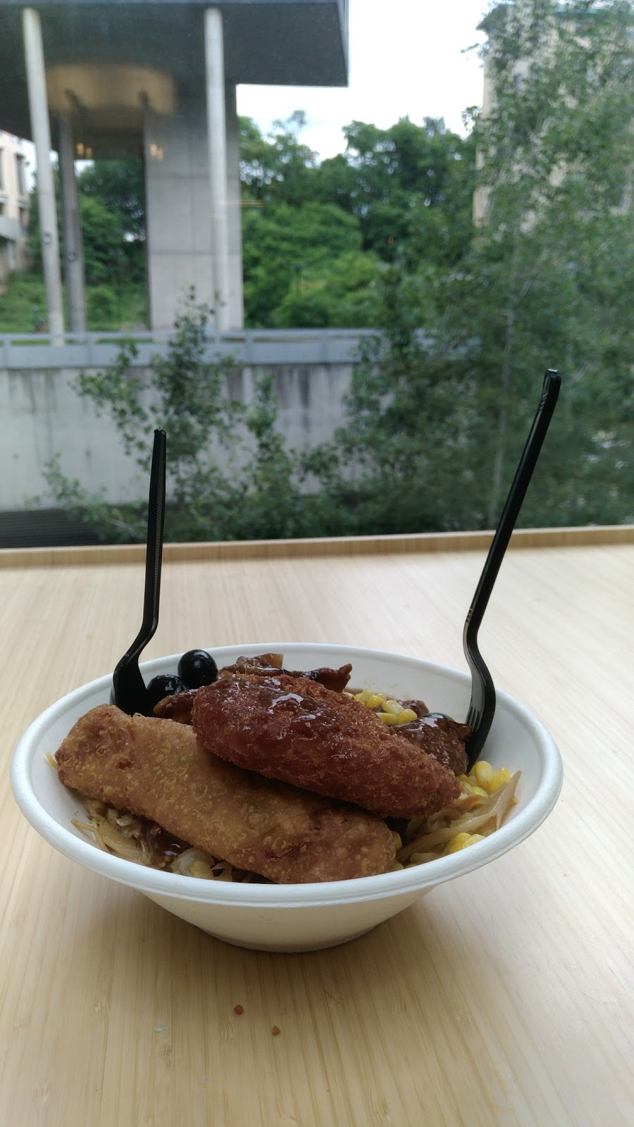 iNoodle | restaurant | 4902 Forbes Ave, Pittsburgh, PA 15213, USA | 4122682139 OR +1 412-268-2139