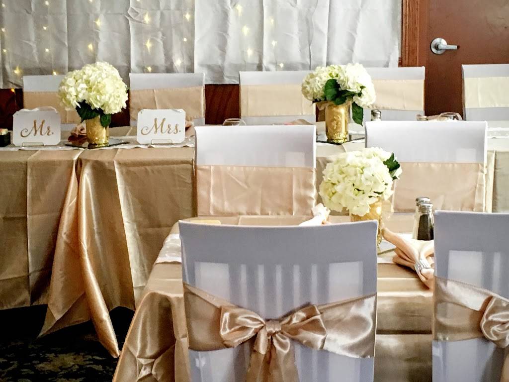 Kavanaughs | Esquire Club | restaurant | 1025 N Sherman Ave, Madison, WI 53704, USA | 6082490193 OR +1 608-249-0193