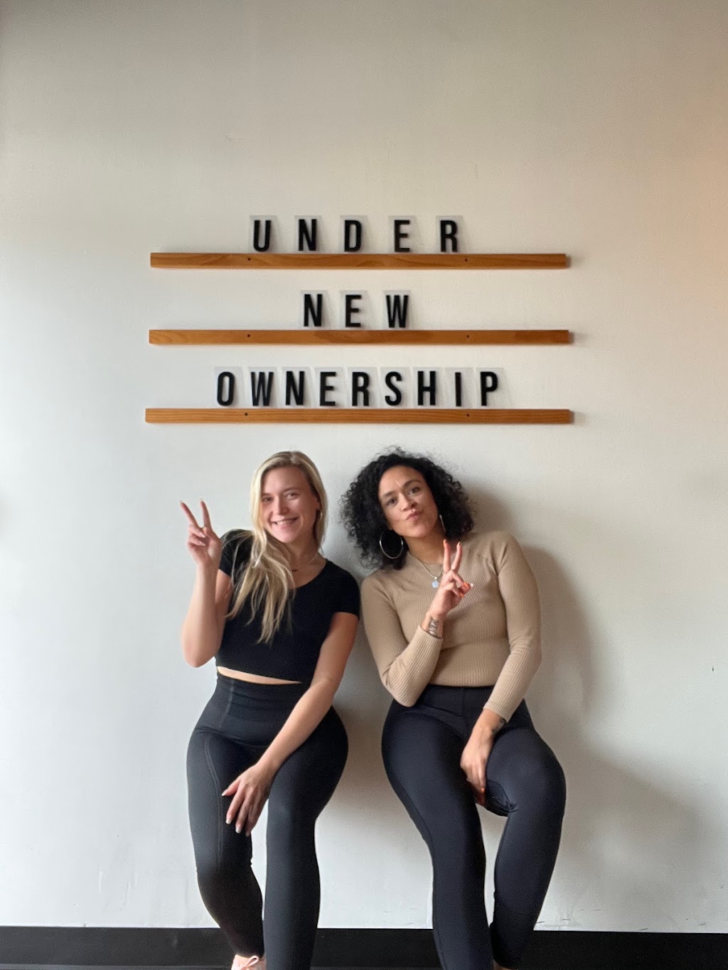 Middleburg Nutrition | restaurant | 15340 Bagley Rd, Cleveland, OH 44130, USA | 2165984110 OR +1 216-598-4110