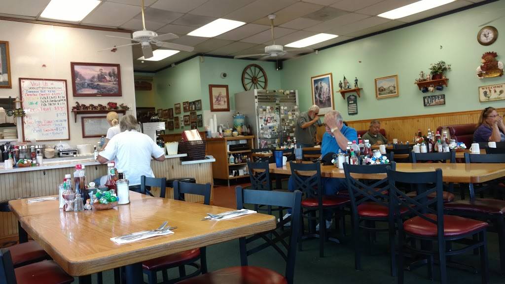 Mias Country Kitchen | restaurant | 3323 W Florida Ave, Hemet, CA 92545, USA | 9516521469 OR +1 951-652-1469