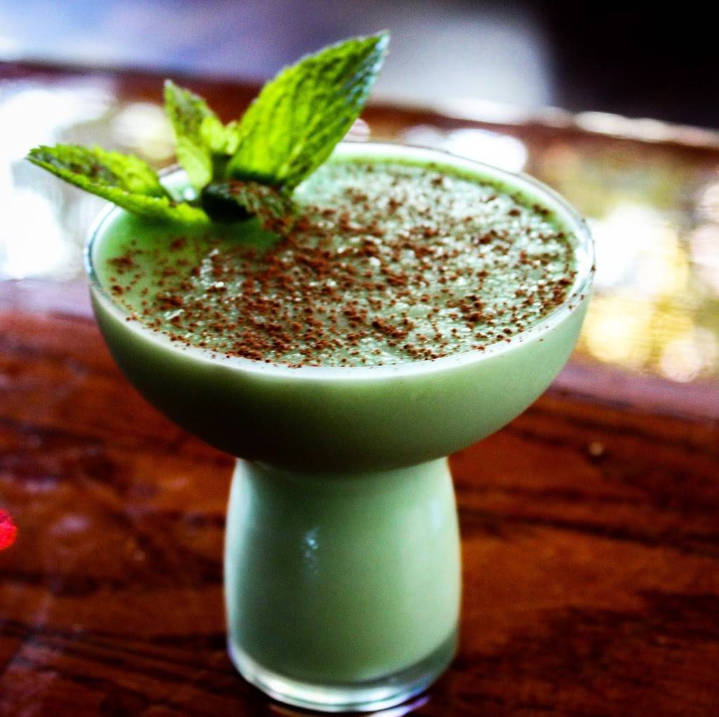 Dreamland Bar & Diner | restaurant | 3401 Evanston Ave N, Seattle, WA 98103, USA | 2064024902 OR +1 206-402-4902