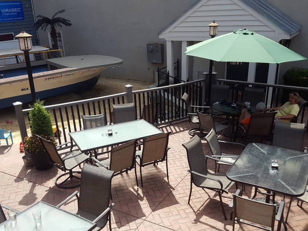 Piccadillys Public House & Restaurant | restaurant | 125 E Piccadilly St, Winchester, VA 22601, USA | 5405351899 OR +1 540-535-1899