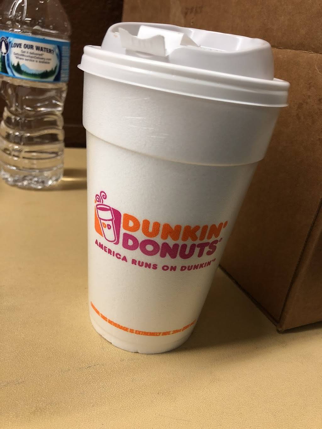 Dunkin Donuts | cafe | W, 11309 W 143rd St, Orland Park, IL 60467, USA | 7083647150 OR +1 708-364-7150