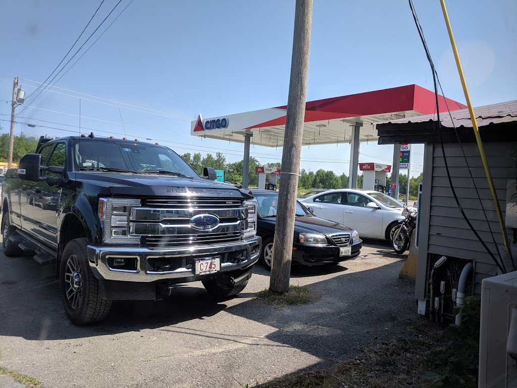 95 Diner | restaurant | 64 Lagrange Rd, Howland, ME 04448, USA | 2077323412 OR +1 207-732-3412