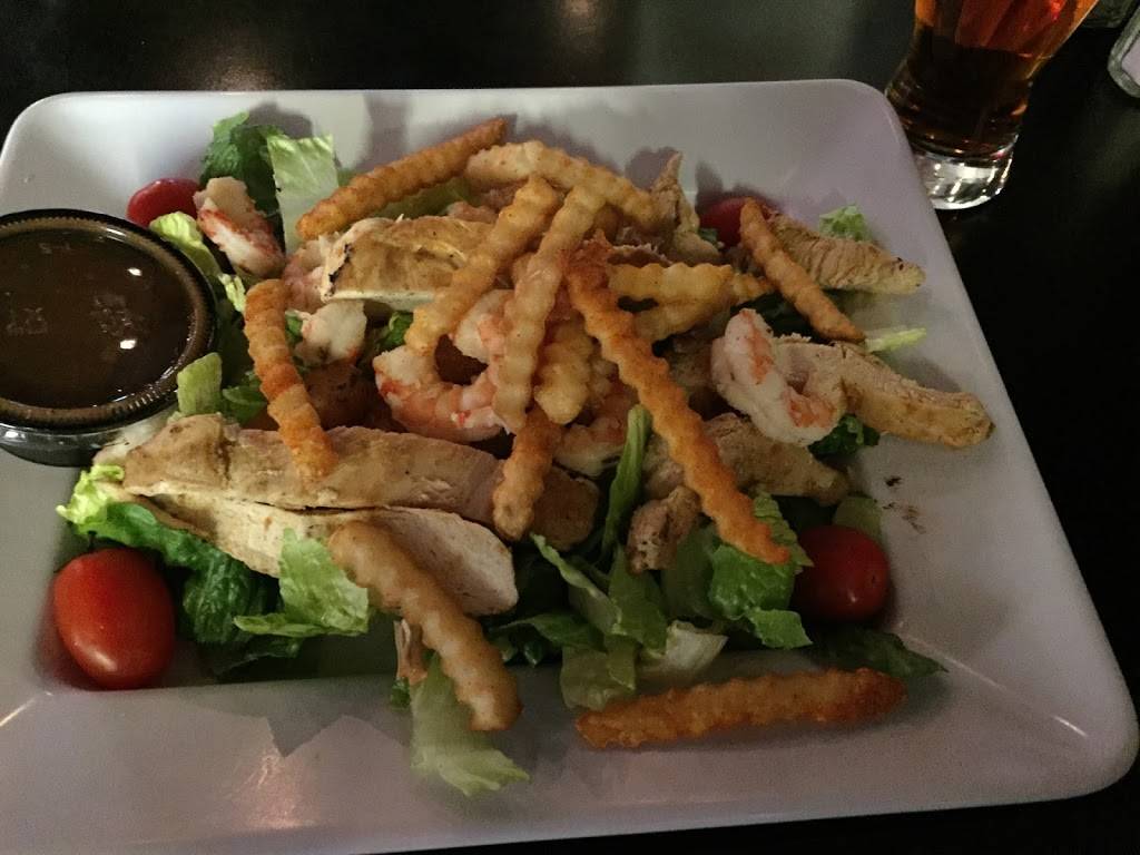 Chickies and Petes | restaurant | Terminal D Philadelphia International Airport 8000 Essington Ave, Philadelphia, PA 19153, USA | 2153652126 OR +1 215-365-2126