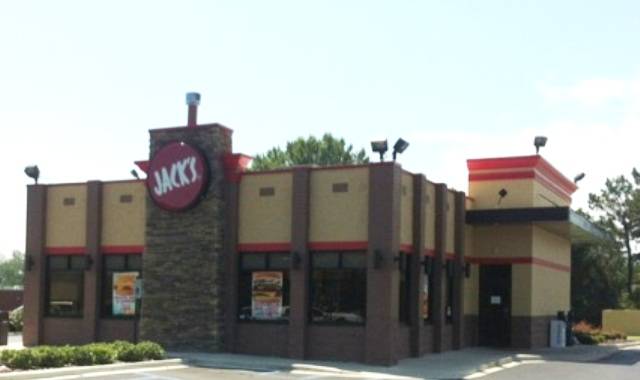 Jacks | restaurant | 520 E Main St, Henderson, TN 38340, USA | 7319895401 OR +1 731-989-5401