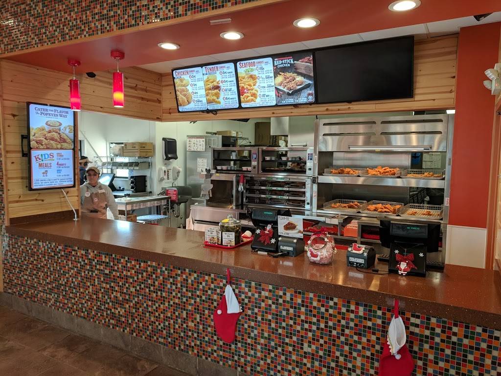 Popeyes Louisiana Kitchen | restaurant | 4388 Peoria St, Denver, CO 80239, USA | 3033734165 OR +1 303-373-4165