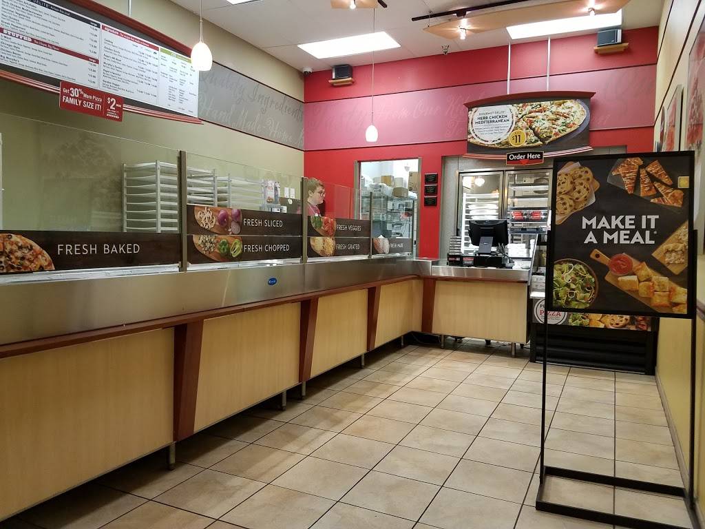 Papa Murphys Take N Bake Pizza | meal takeaway | 51 Boone Village, Zionsville, IN 46077, USA | 3177339989 OR +1 317-733-9989