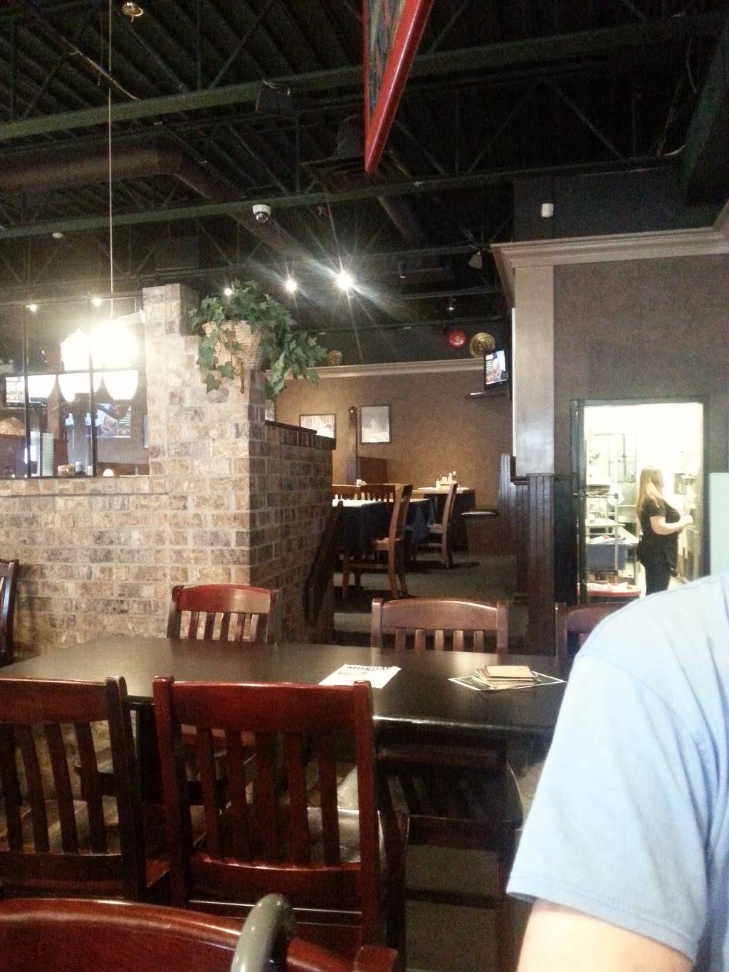 Howl At The Moon | restaurant | 1271 Victoria St N, Kitchener, ON N2B 3E1, Canada | 5195787205 OR +1 519-578-7205