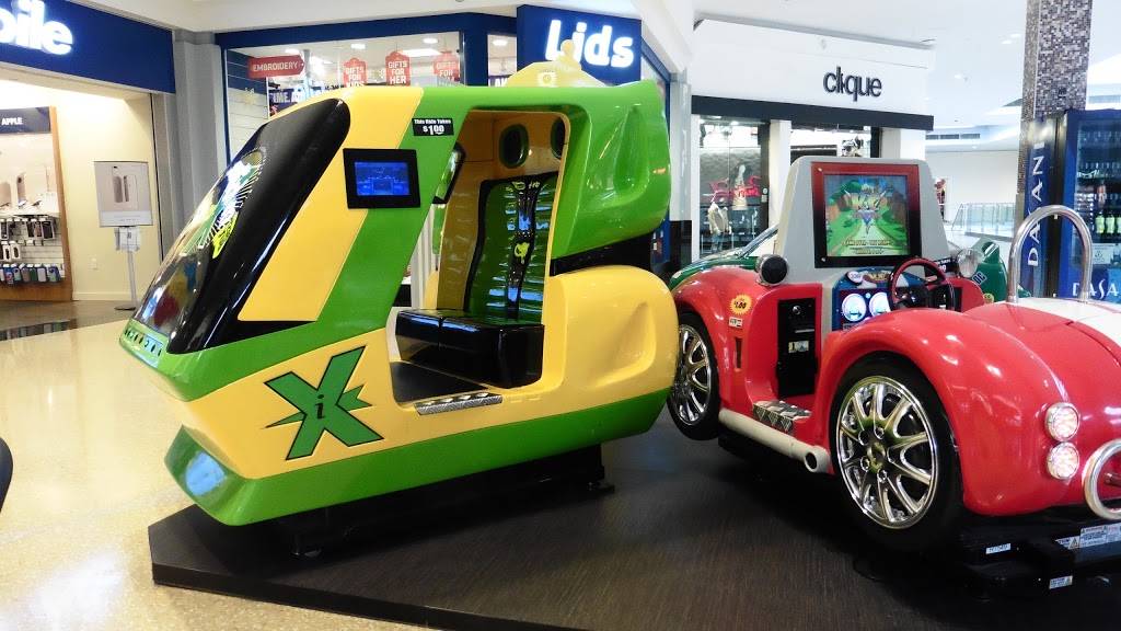 Master Wok | restaurant | 2034 Green Acres Mall, Valley Stream, NY 11581, USA | 5168254621 OR +1 516-825-4621