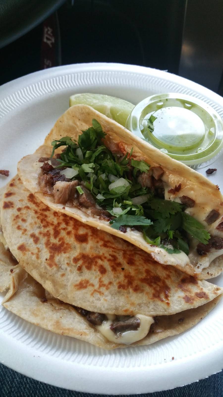 El Forastero | restaurant | 610 Little York Rd, Houston, TX 77076, USA | 8328820164 OR +1 832-882-0164