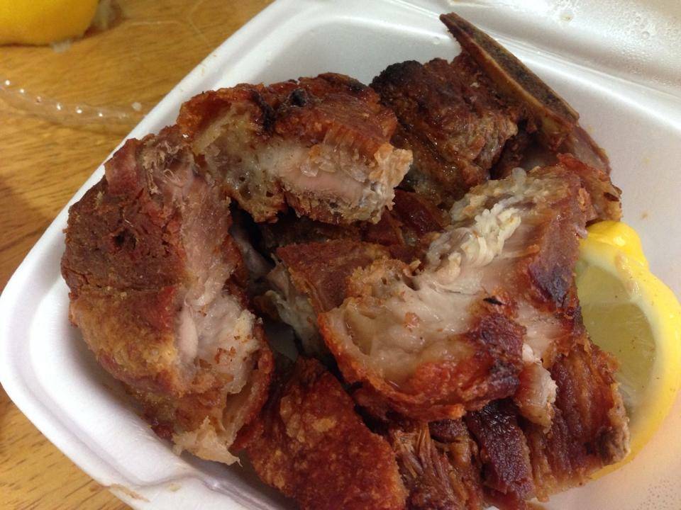 Elsa La Reina Del Chicharron | restaurant | 1 E 183rd St, Bronx, NY 10453, USA | 7182957383 OR +1 718-295-7383