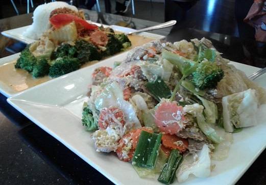 Thai House Express | restaurant | 2166 S Atlantic Blvd, Monterey Park, CA 91754, USA | 3237262340 OR +1 323-726-2340