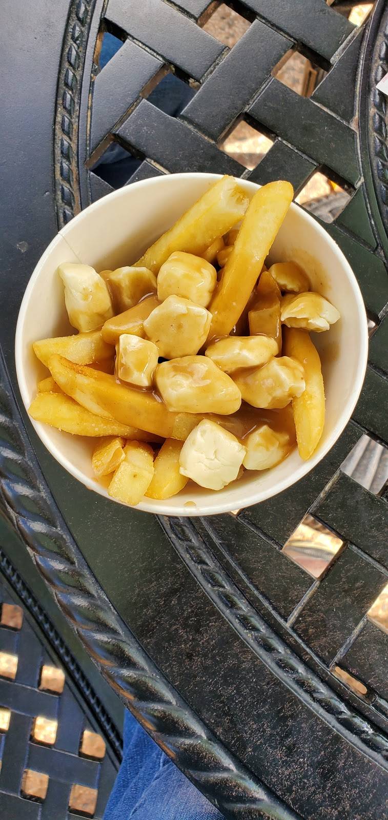 The Daily Poutine | restaurant | 1674 E. Buena Vista Drive, #A, Orlando, FL 32830, USA | 4079346167 OR +1 407-934-6167