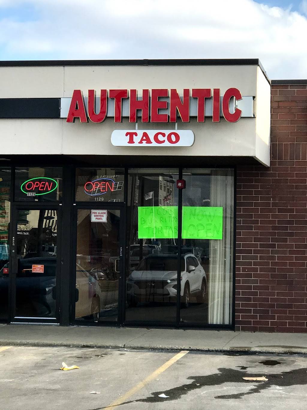 Authentic Taco | restaurant | 1129 Nerge Rd, Elk Grove Village, IL 60007, USA | 8476487149 OR +1 847-648-7149