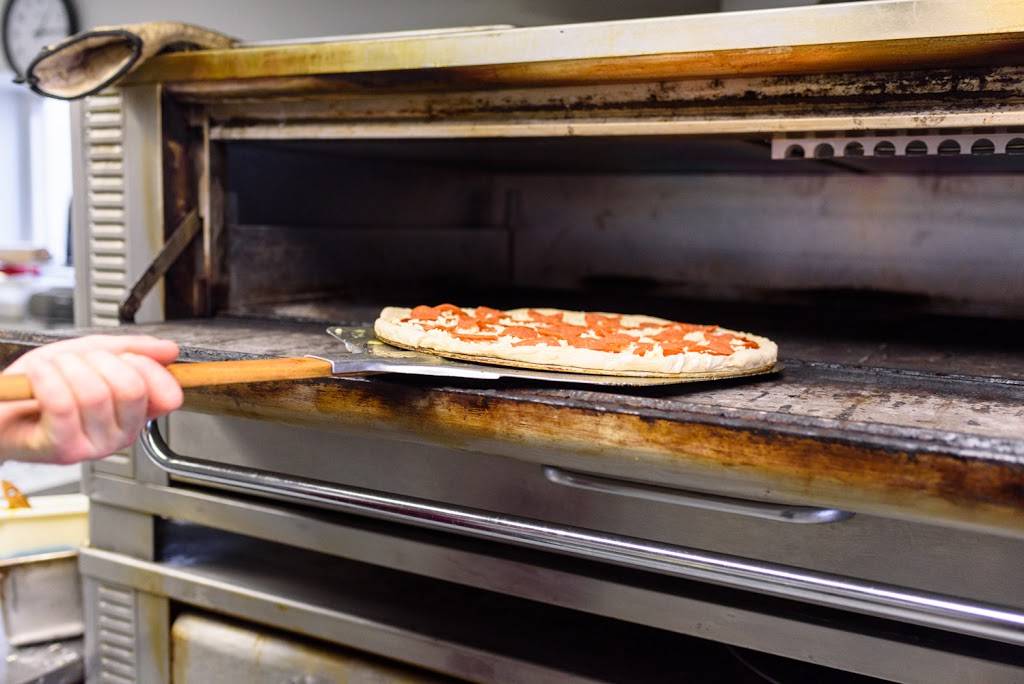 The Upper Crust Pizza | meal delivery | 3392 Saxonburg Blvd #350, Glenshaw, PA 15116, USA | 4129630323 OR +1 412-963-0323