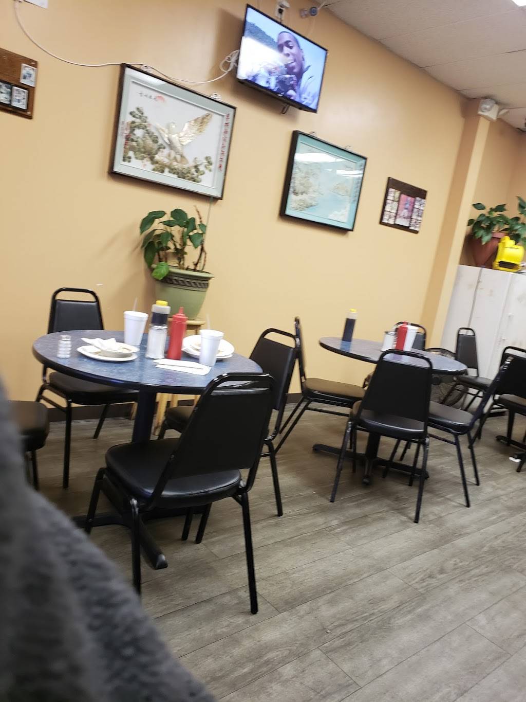 Lindys Famous Hotdogs | restaurant | 6586 Tidewater Dr K, Norfolk, VA 23509, USA | 7578556033 OR +1 757-855-6033