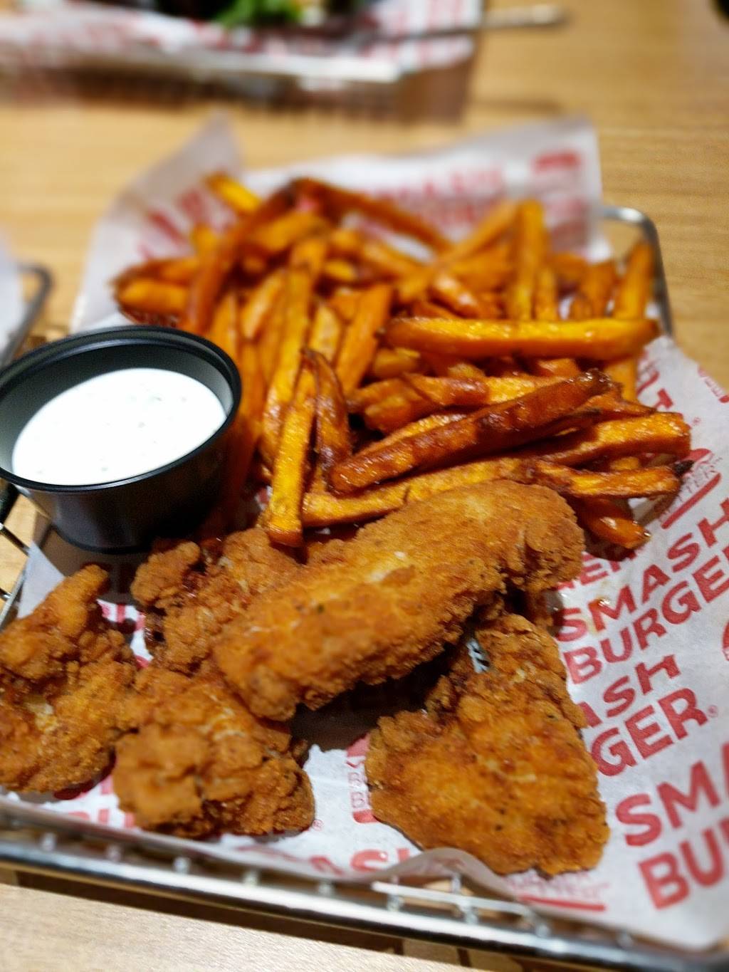 Smashburger | restaurant | 13855 City Center Dr Ste. 3042, Chino Hills, CA 91709, USA | 9093155106 OR +1 909-315-5106