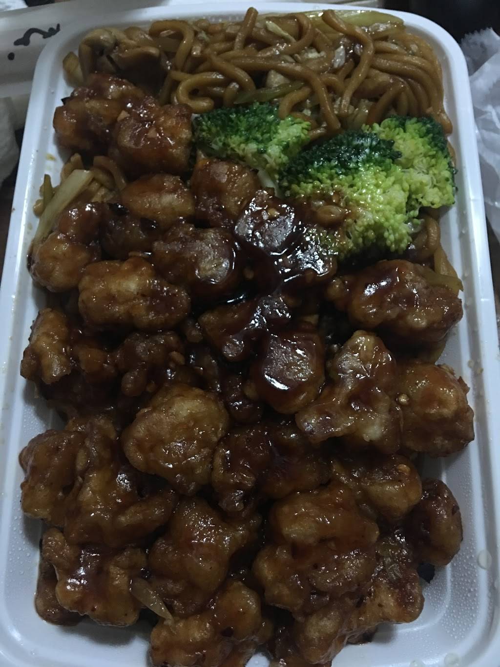 Fast Wok | restaurant | 5123 Timuquana Rd, Jacksonville, FL 32210, USA | 9047773237 OR +1 904-777-3237