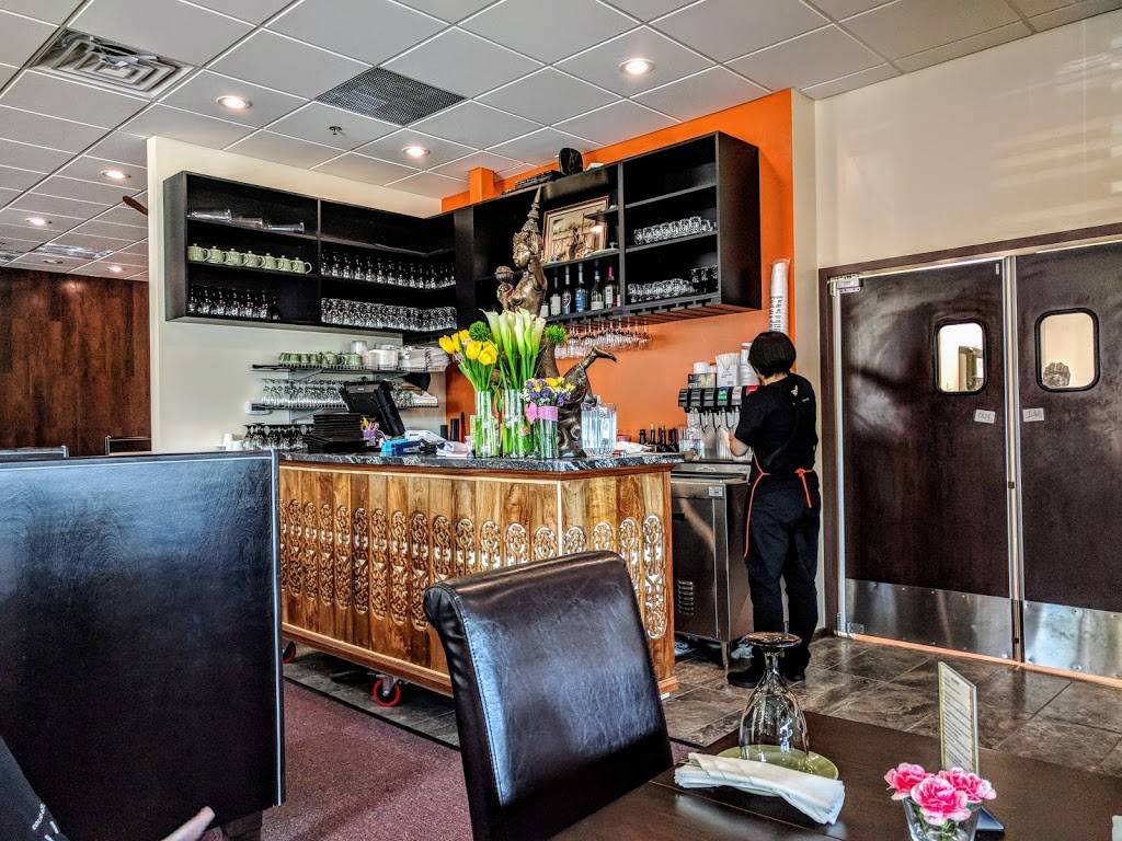 Bangkok Square @North Gainesville | restaurant | 8181 NW 38th Ln #100, Gainesville, FL 32606, USA | 3526726969 OR +1 352-672-6969