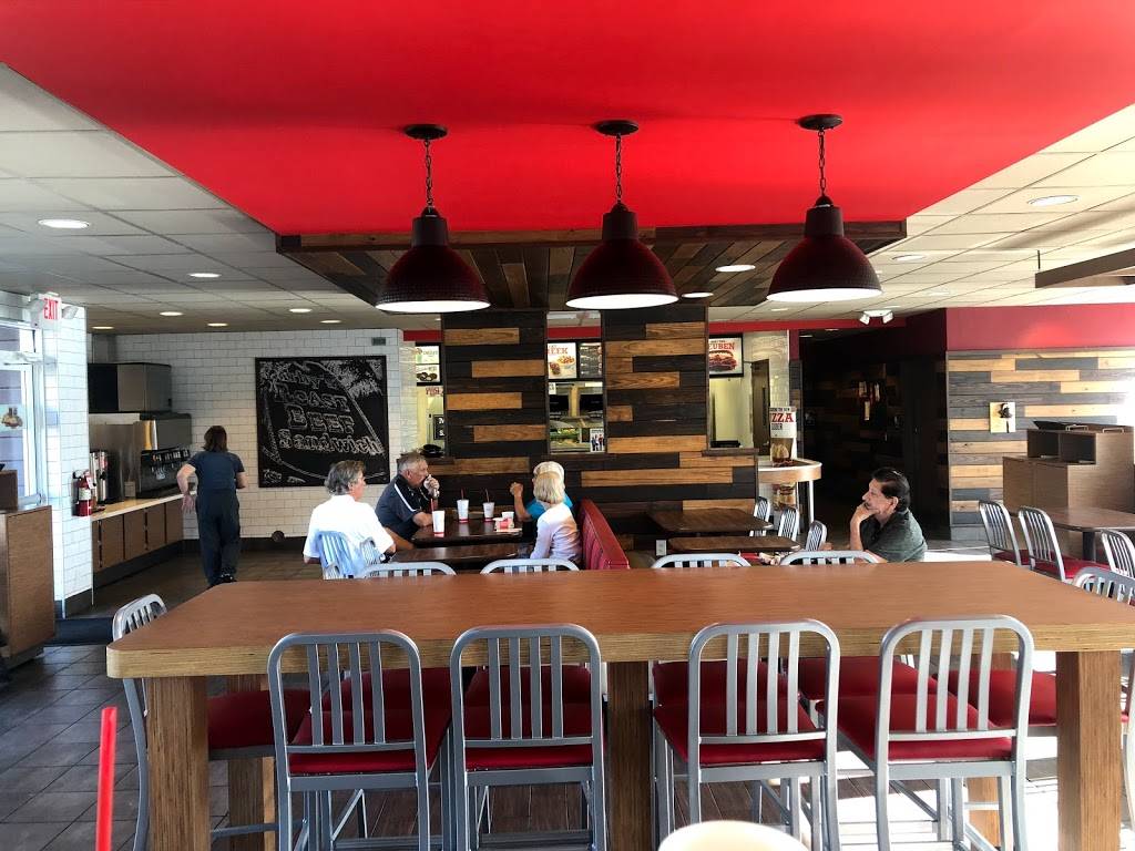 Arbys | restaurant | 924 NW 62nd St, Fort Lauderdale, FL 33309, USA | 9547762429 OR +1 954-776-2429