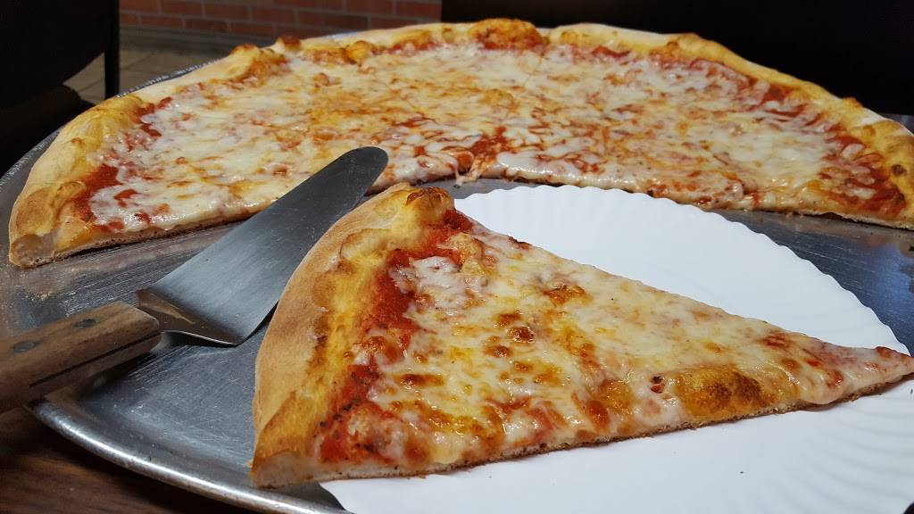 Primo Pizza | restaurant | 226 E Main St, Clayton, NC 27520, USA | 9193593515 OR +1 919-359-3515