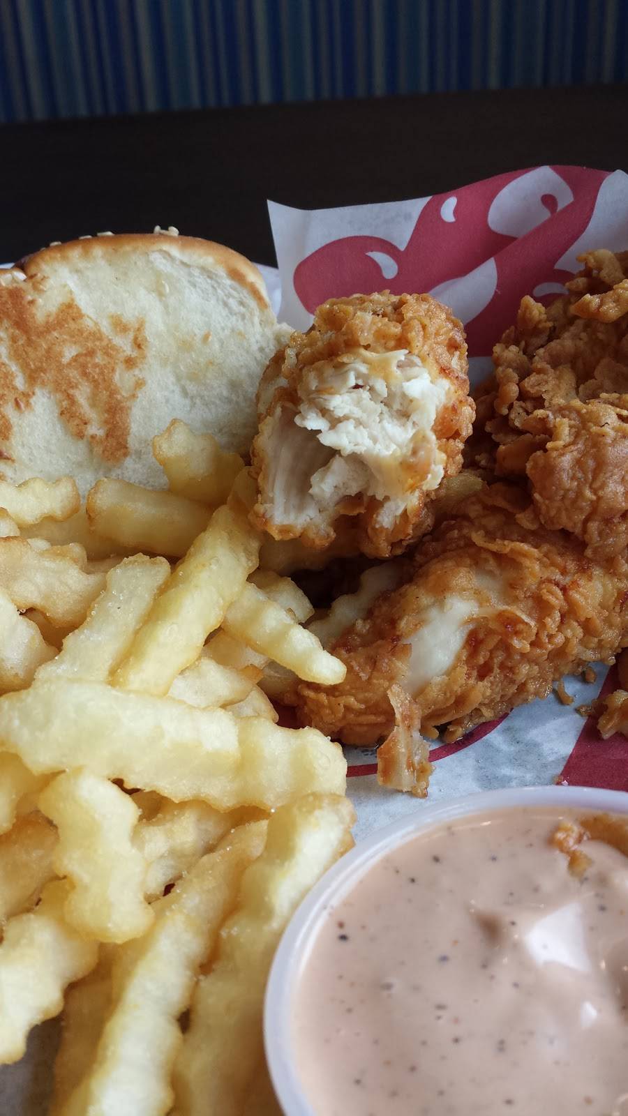 Raising Canes Chicken Fingers | meal takeaway | 10255 S Memorial Dr, Tulsa, OK 74133, USA | 9183644820 OR +1 918-364-4820