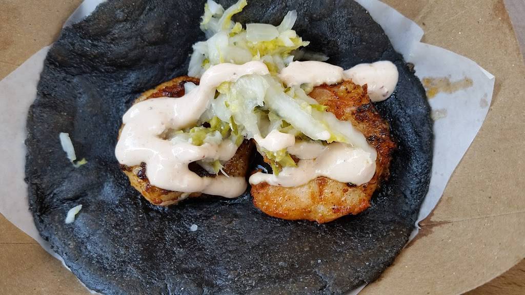 Pour Vida Latin Flavor | restaurant | 185 W Center Street Promenade, Anaheim, CA 92805, USA | 6572083889 OR +1 657-208-3889