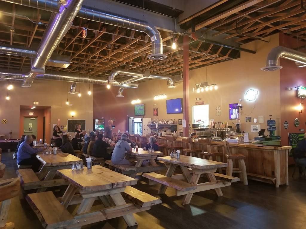 N-Dub Pizza Pub | restaurant | 633 Estrella Pkwy, Goodyear, AZ 85338, USA | 6237034909 OR +1 623-703-4909